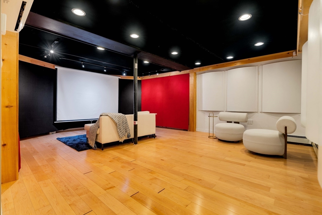 56 Notre Dame Road Bedford, MA 01730 - Photo 35 of 42