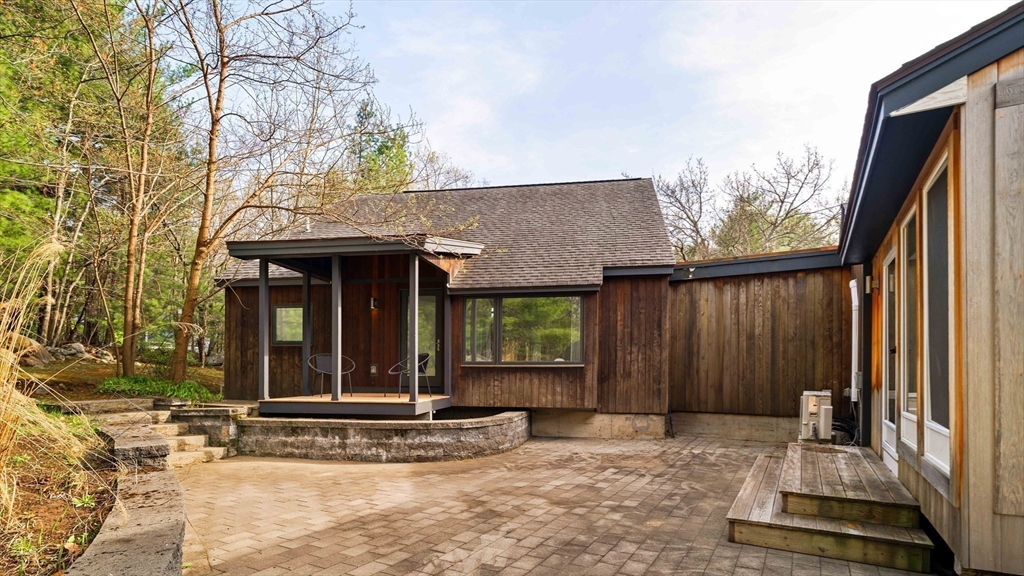 56 Notre Dame Road Bedford, MA 01730 - Photo 39 of 42