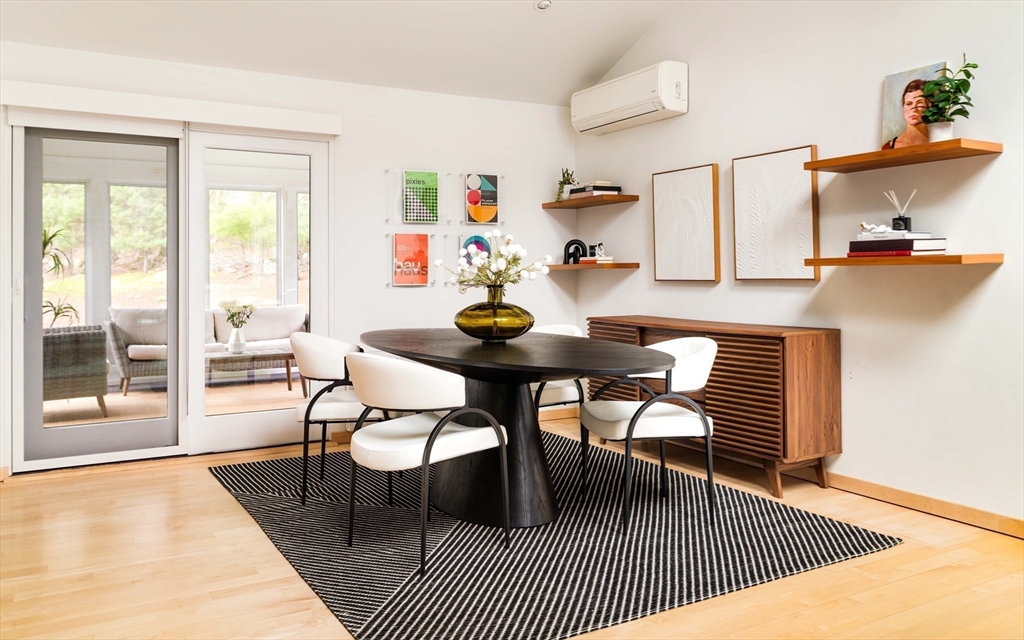 56 Notre Dame Road Bedford, MA 01730 - Photo 9 of 42