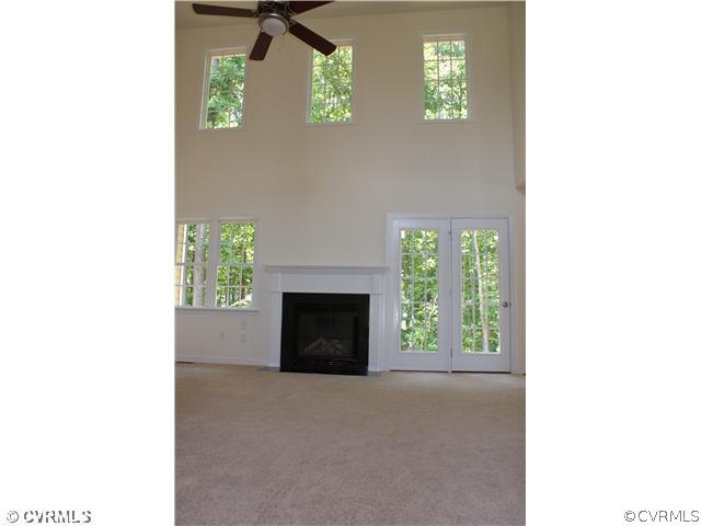Den/Family/Great Room - Two-story Family/Great Roo