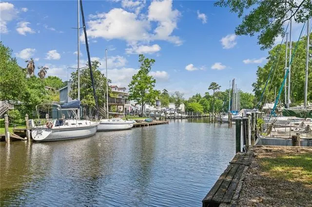 $2,900 | 206 Atalin Street, Mandeville, LA 70448