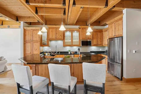 $600,000 | 130 South Water Street, Unit 106, Milwaukee, WI 53204