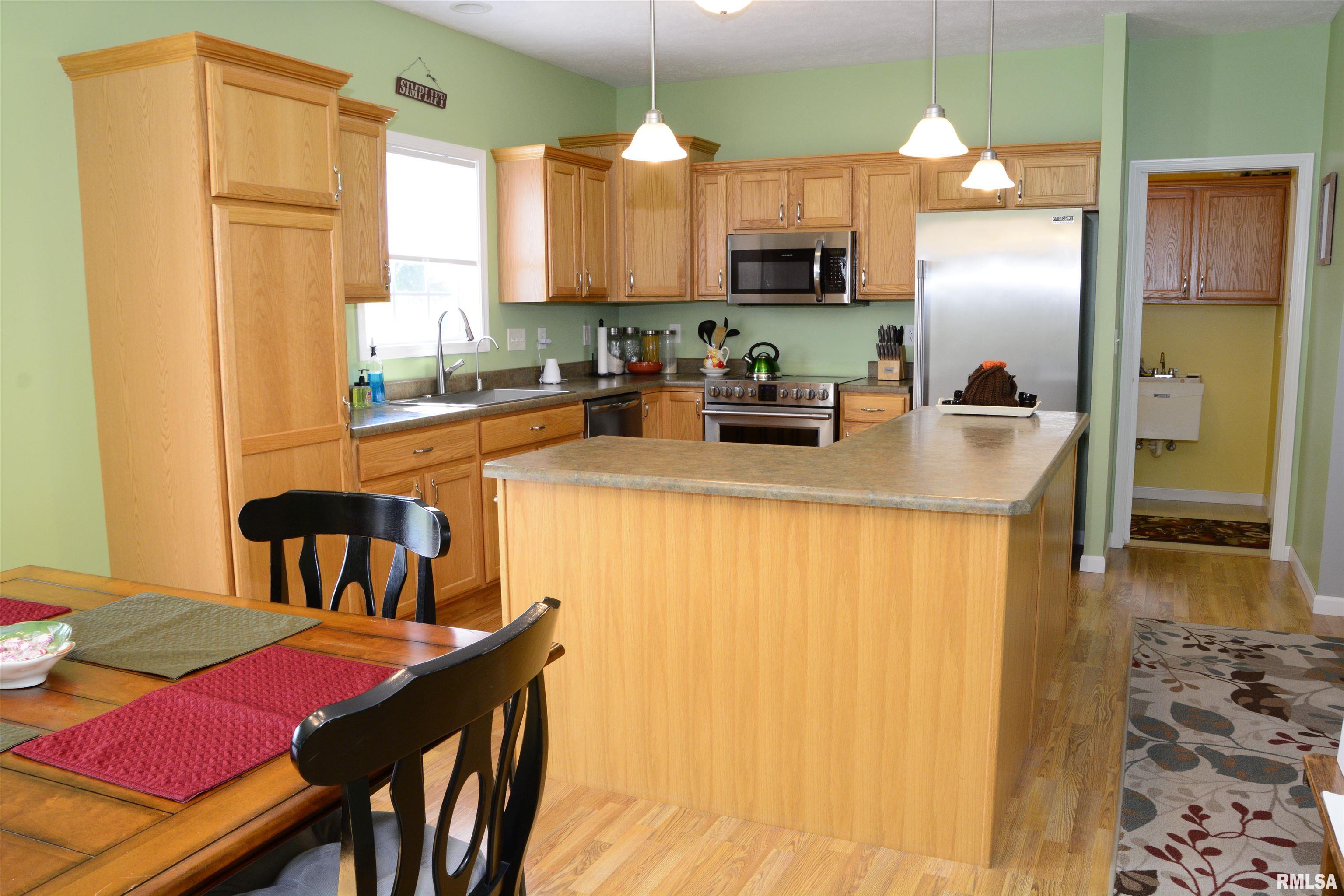 1211 Kramer Road Avon, IL 61415 - Photo 7 of 39
