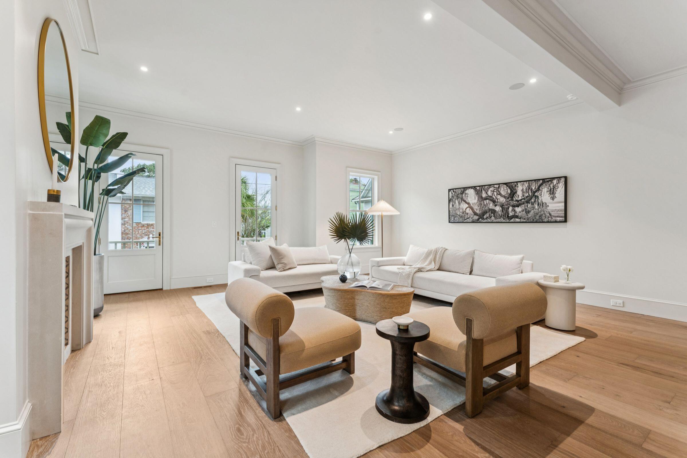 4 Trapman Street, Unit B Charleston, SC 29401 - Photo 15 of 57 Living Room