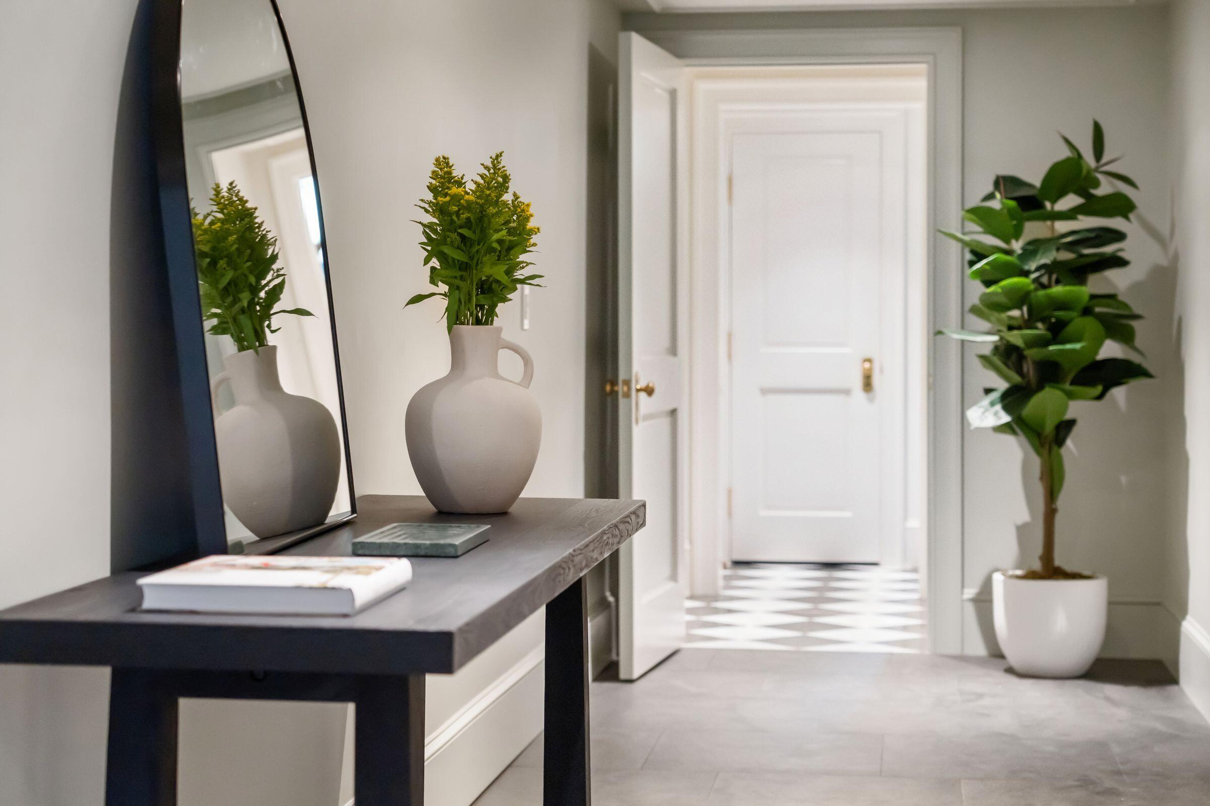 4 Trapman Street, Unit B Charleston, SC 29401 - Photo 50 of 57 Entryway