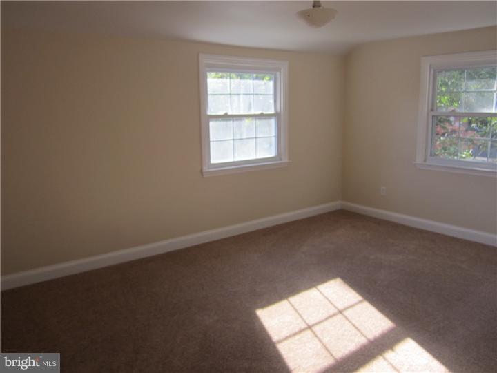 313 Ridgewood Road Springfield, PA 19064 - Photo 20 of 25 Bedroom - Main