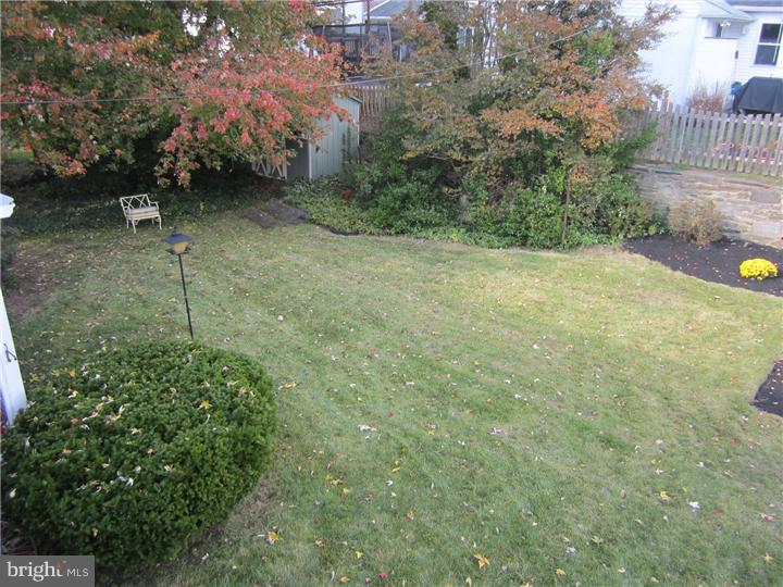 313 Ridgewood Road Springfield, PA 19064 - Photo 22 of 25 Back Yard