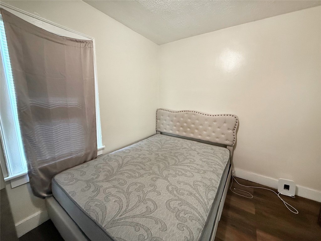 690 Seward Street Rochester, NY 14611 - Photo 12 of 30
