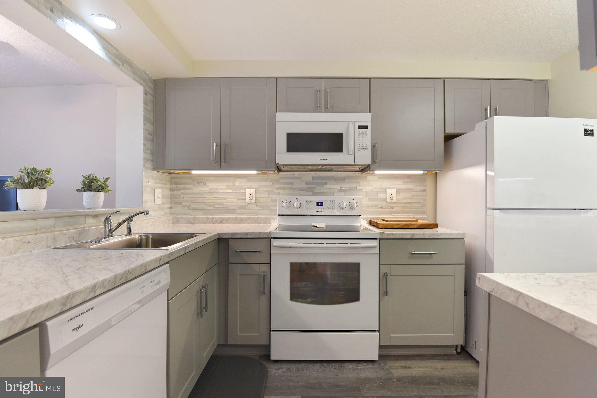 586 Cascade Way Frederick, MD 21703 - Photo 8 of 29 New Appliances