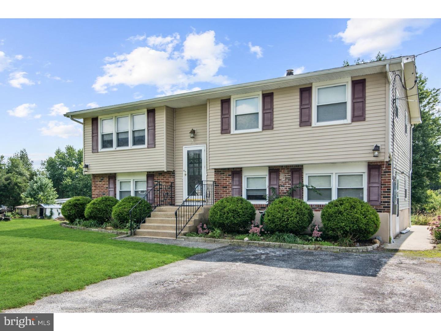 9 Alloway Aldine Road Alloway, NJ 08001 - Photo 1 of 22 Exterior Front