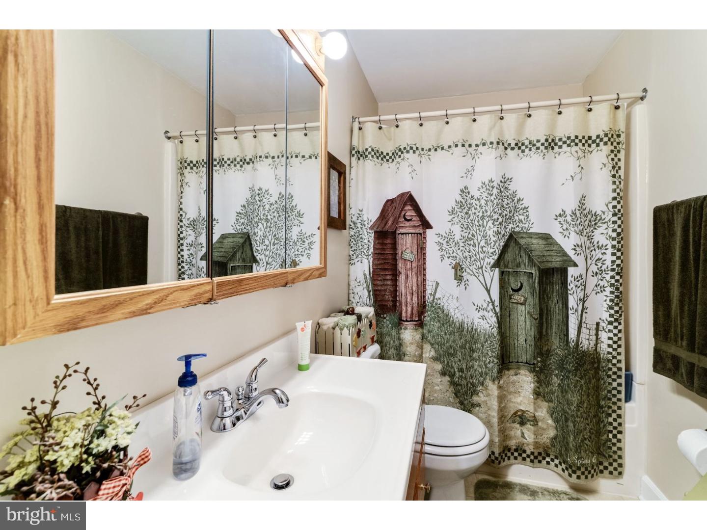 9 Alloway Aldine Road Alloway, NJ 08001 - Photo 13 of 22 Bathroom
