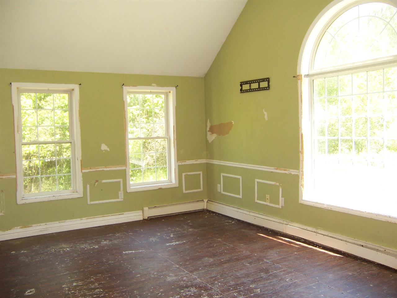 88 Fiske Road Northfield, NH 03276 - Photo 4 of 37