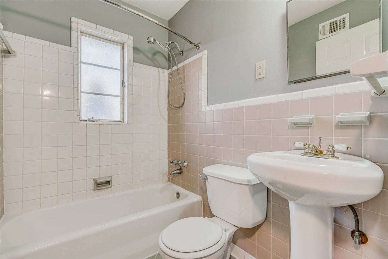 1521 Hopewell Road Memphis, TN 38117 - Photo 14 of 18 Gallery Image 14