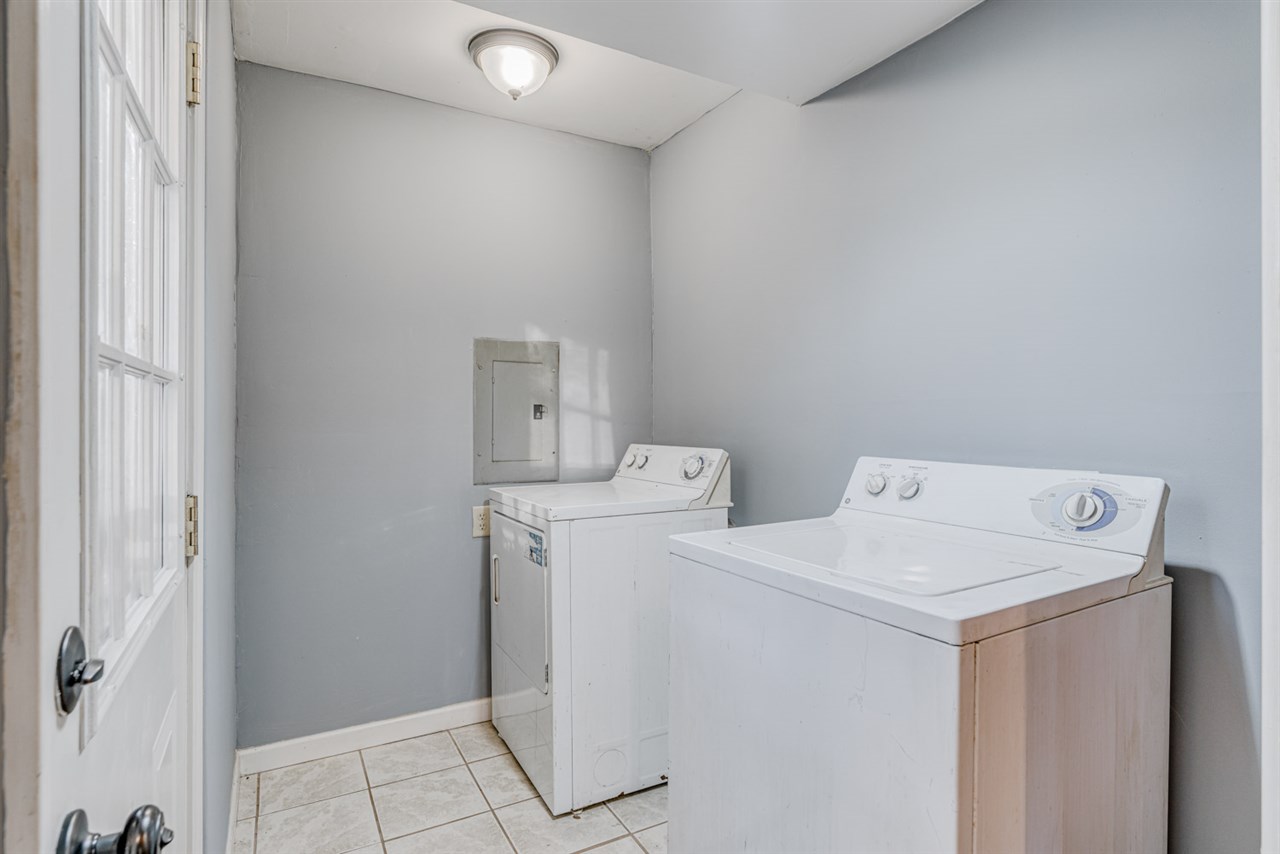 1521 Hopewell Road Memphis, TN 38117 - Photo 15 of 18 Gallery Image 15