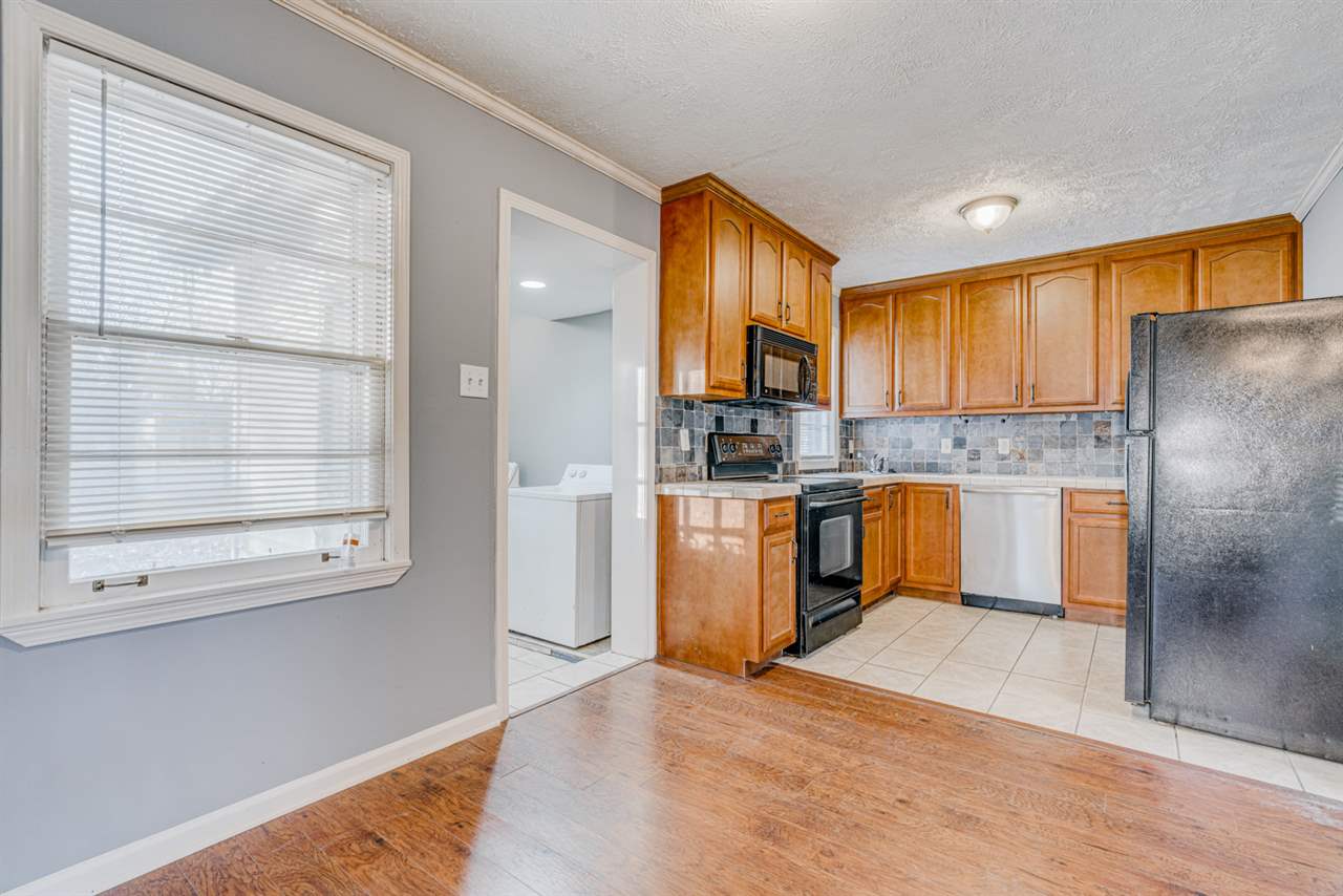 1521 Hopewell Road Memphis, TN 38117 - Photo 10 of 18 Gallery Image 10