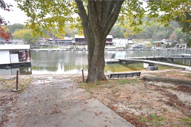 $299,999 | 28478 Redwood Circle, Rocky Mount, MO 65072