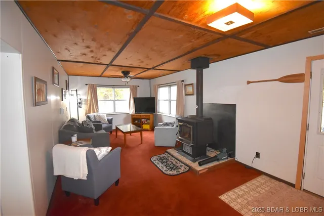 $299,999 | 28478 Redwood Circle, Rocky Mount, MO 65072