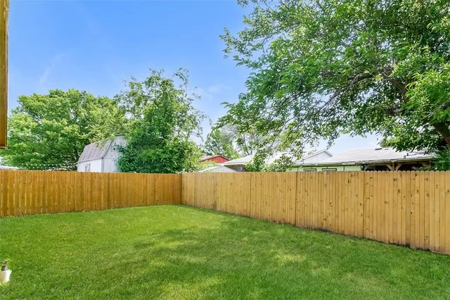 $1,945 | 6308 Pine Street, Rowlett, TX 75089