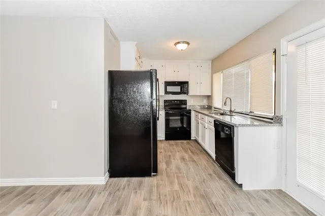 $1,945 | 6308 Pine Street, Rowlett, TX 75089