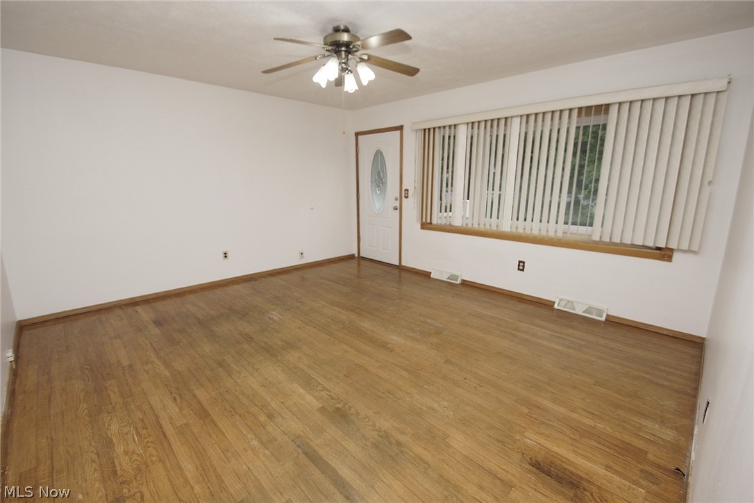 5915 Jaycox Road North Ridgeville, OH 44039 - Photo 8 of 17