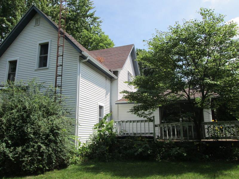 1465 Elm Road Bremen, IN 46506 - Photo 3 of 23