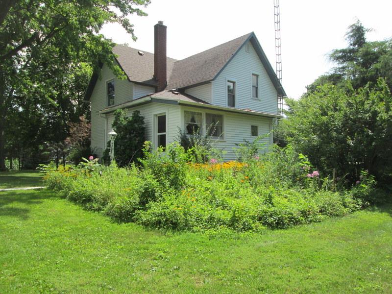 1465 Elm Road Bremen, IN 46506 - Photo 4 of 23