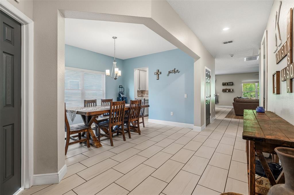 3481 Middlebrook Place St. Cloud, FL 34773 - Photo 3 of 54