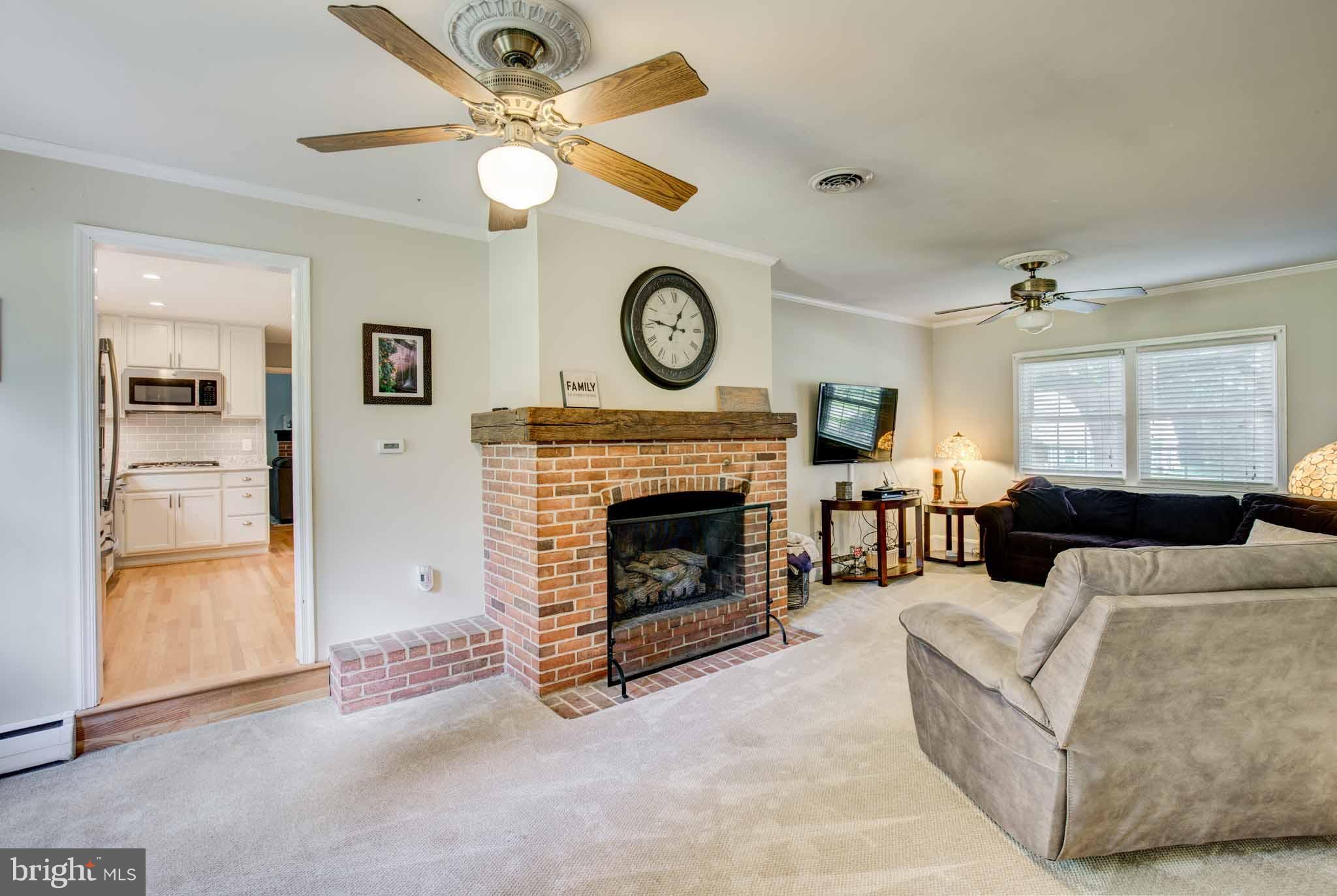 28 Greenvale Road Westminster, MD 21157 - Photo 12 of 30 Family Room