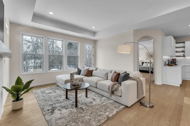 $889,900 | 47501 Verona Court, Plymouth, MI 48170