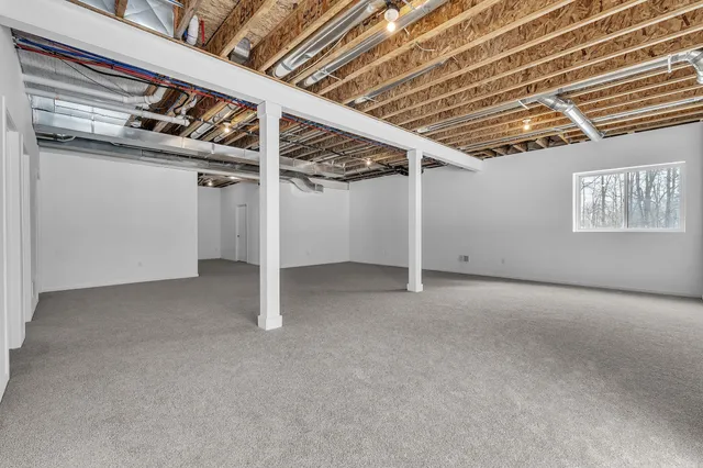 $889,900 | 47501 Verona Court, Plymouth, MI 48170