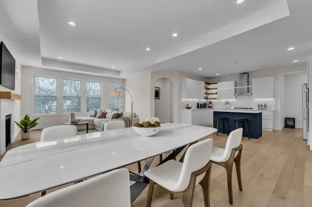 $889,900 | 47501 Verona Court, Plymouth, MI 48170