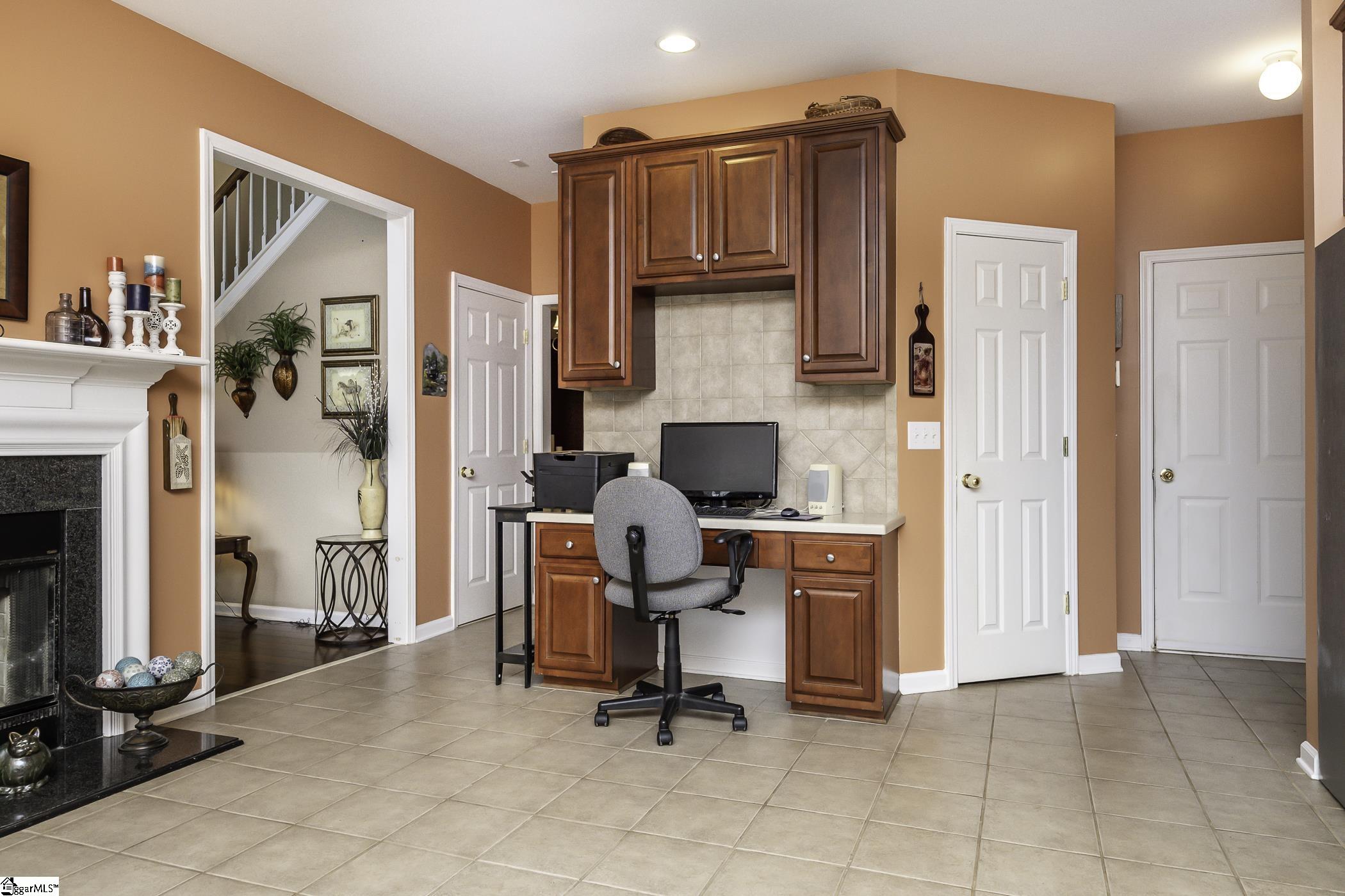 301 Saybrook Road Simpsonville, SC 29681 - Photo 17 of 35 Gallery Image 17