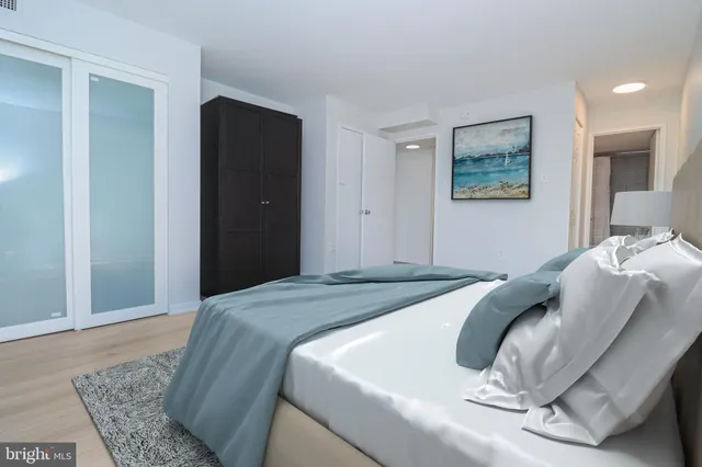 $565,000 | 700 7th Street Southwest, Unit 734, Washington, DC 20024