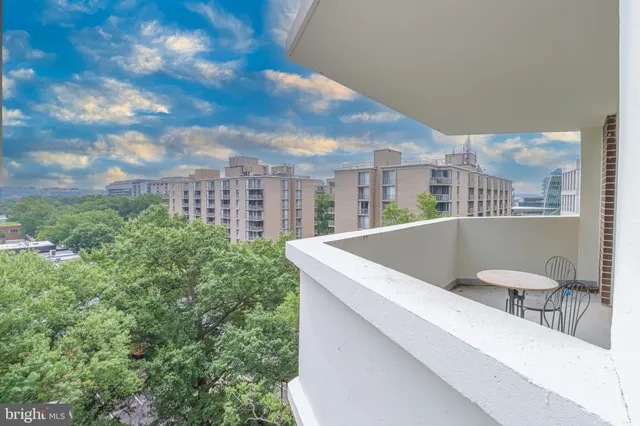 $565,000 | 700 7th Street Southwest, Unit 734, Washington, DC 20024