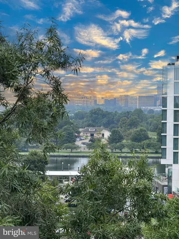 $565,000 | 700 7th Street Southwest, Unit 734, Washington, DC 20024