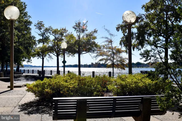 $565,000 | 700 7th Street Southwest, Unit 734, Washington, DC 20024