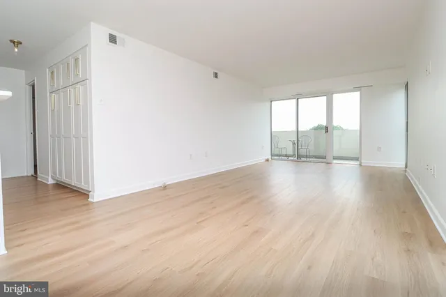 $565,000 | 700 7th Street Southwest, Unit 734, Washington, DC 20024