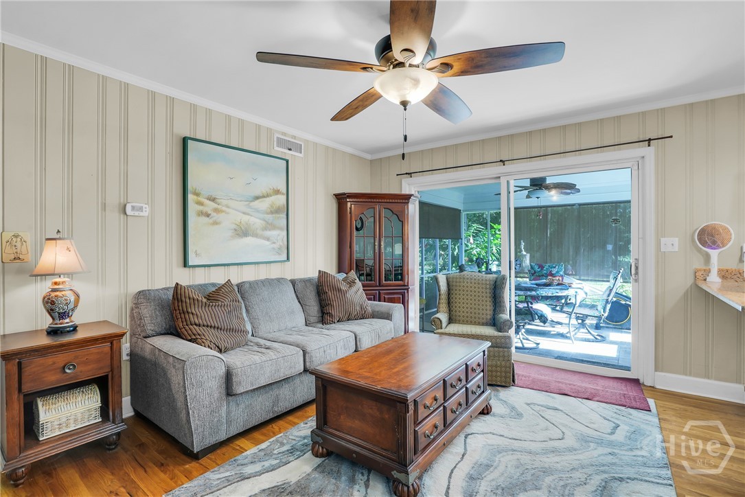 97 Azalea Avenue Savannah, GA 31408 - Photo 14 of 30