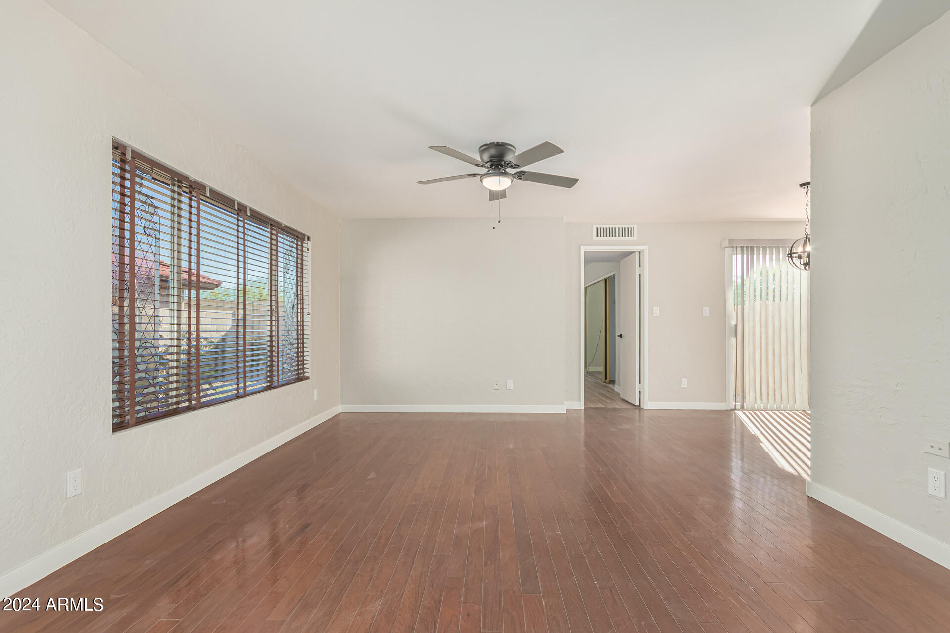 11611 South Ki Road Phoenix, AZ 85044 - Photo 9 of 27 11 - Ki