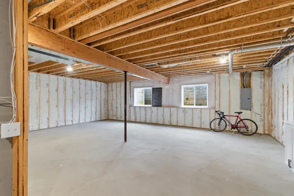 $895,000 | 7746 Cors Cv Street, Kalamazoo, MI 49009