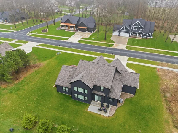 $895,000 | 7746 Cors Cv Street, Kalamazoo, MI 49009