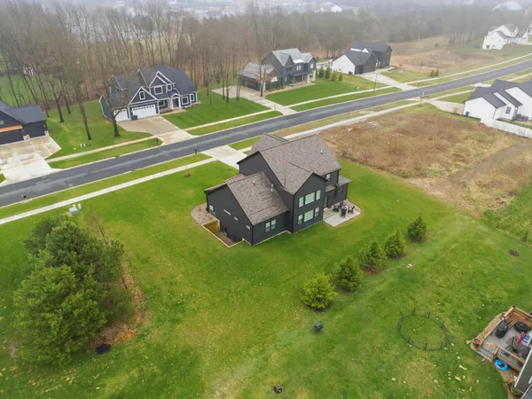 $895,000 | 7746 Cors Cv Street, Kalamazoo, MI 49009