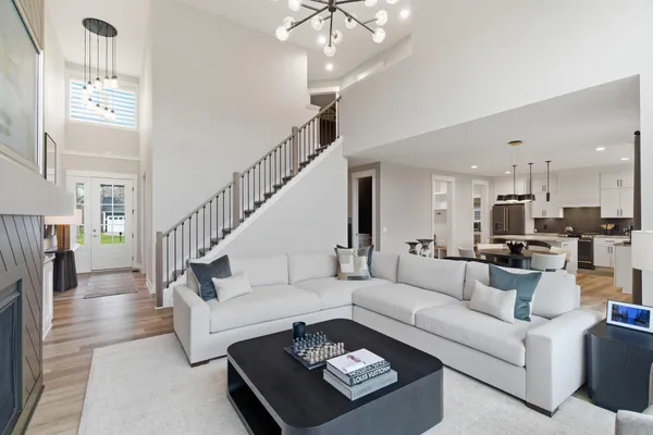 $895,000 | 7746 Cors Cv Street, Kalamazoo, MI 49009