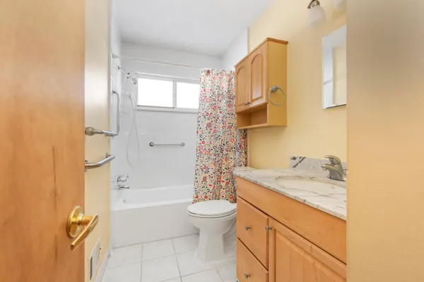 $242,500 | 27463 Delton Street, Madison Heights, MI 48071