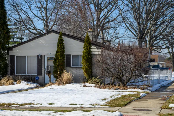 $242,500 | 27463 Delton Street, Madison Heights, MI 48071