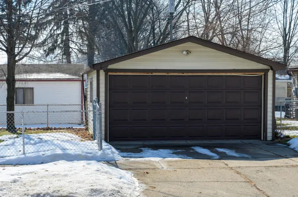 $242,500 | 27463 Delton Street, Madison Heights, MI 48071