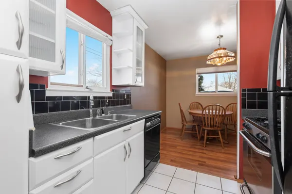 $242,500 | 27463 Delton Street, Madison Heights, MI 48071