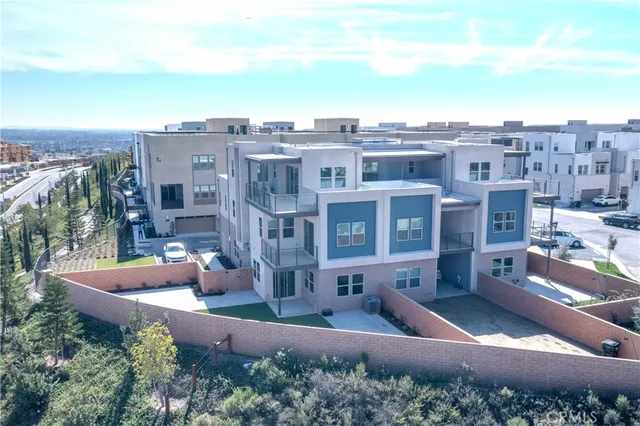 $1,600,000 | 2058 Hollyleaf Terrace, Montebello, CA 90640