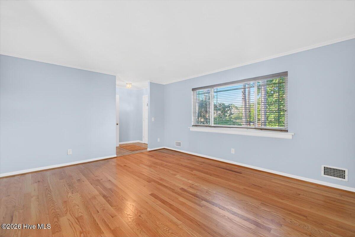 4618 Riplee Drive Wilmington, NC 28405 - Photo 9 of 48 Living Room
