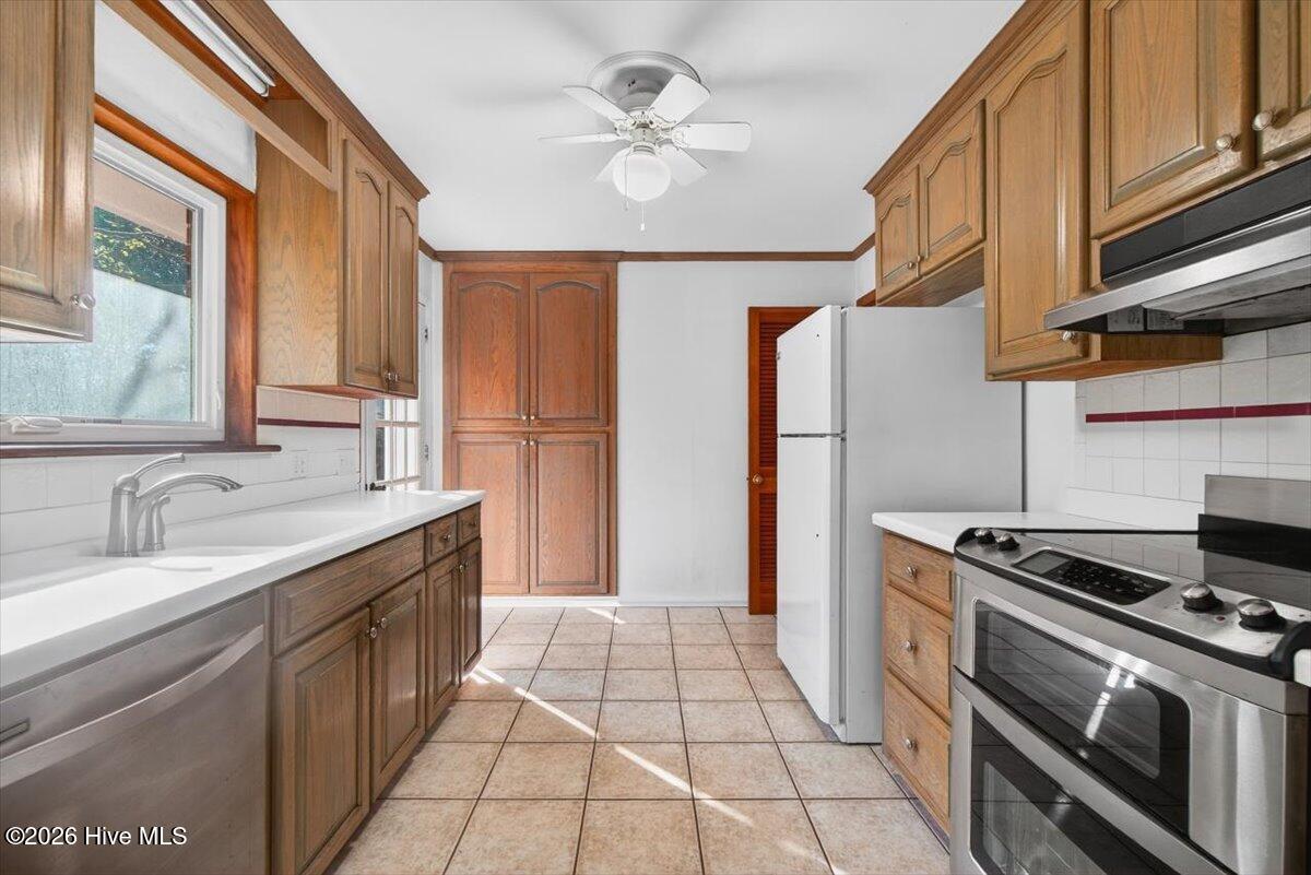 4618 Riplee Drive Wilmington, NC 28405 - Photo 14 of 48 16-kahunaphoto